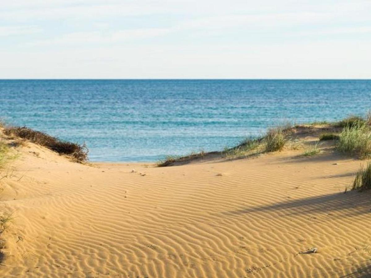 Apartamento Playa Arenales Del Sol Apartment Luaran gambar