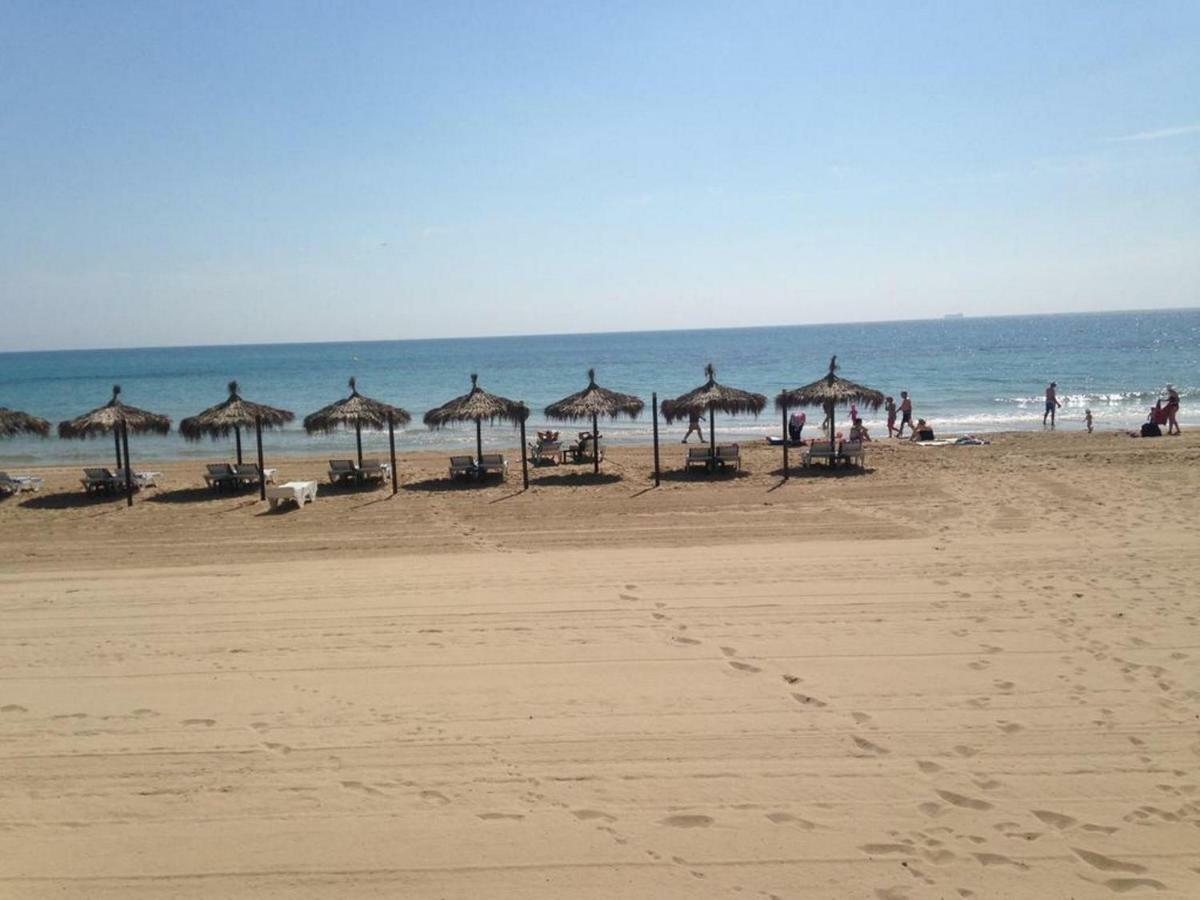 Apartamento Playa Arenales Del Sol Apartment Luaran gambar